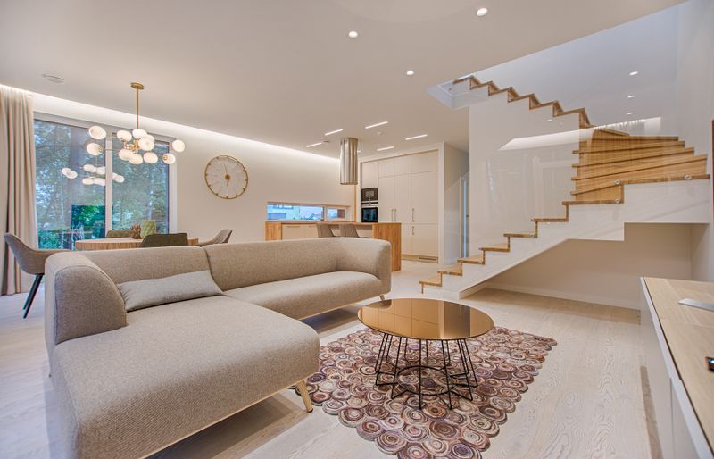 Painting and Decorating services